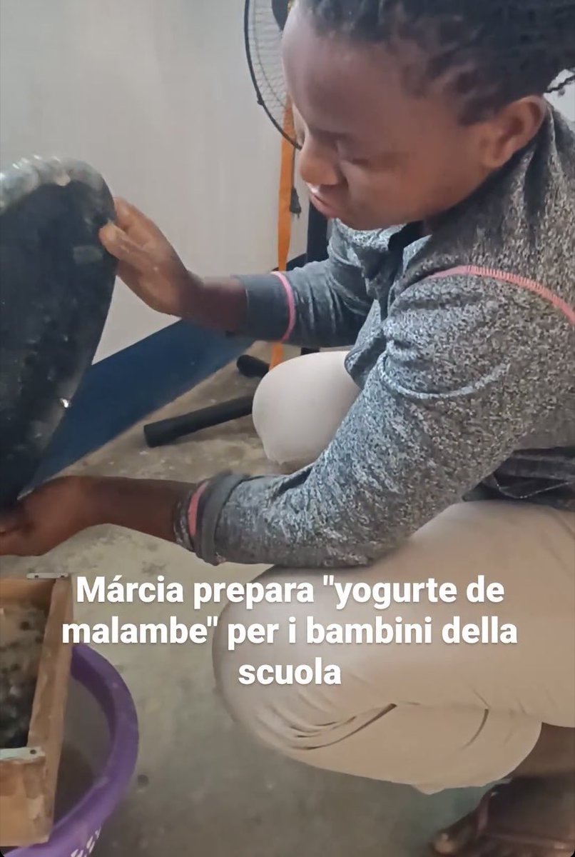 DIGNITY49621213's tweet photo. Yogurt de malambe 😝 per la merenda dei bambini 😋💕 https://t.co/1UEqD9xFdl