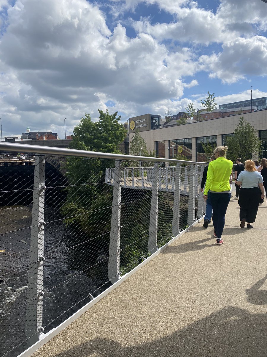 SJH_PSYC's tweet photo. Snapshot from our monthly well-being walk at Stockport CAMHS and we had some of our lovely MHST colleagues attend too! @HarrietDunkEMHP 🚶‍♀️ @PennineCAMHS #StaffWellbeing https://t.co/DjYPCpZSpu