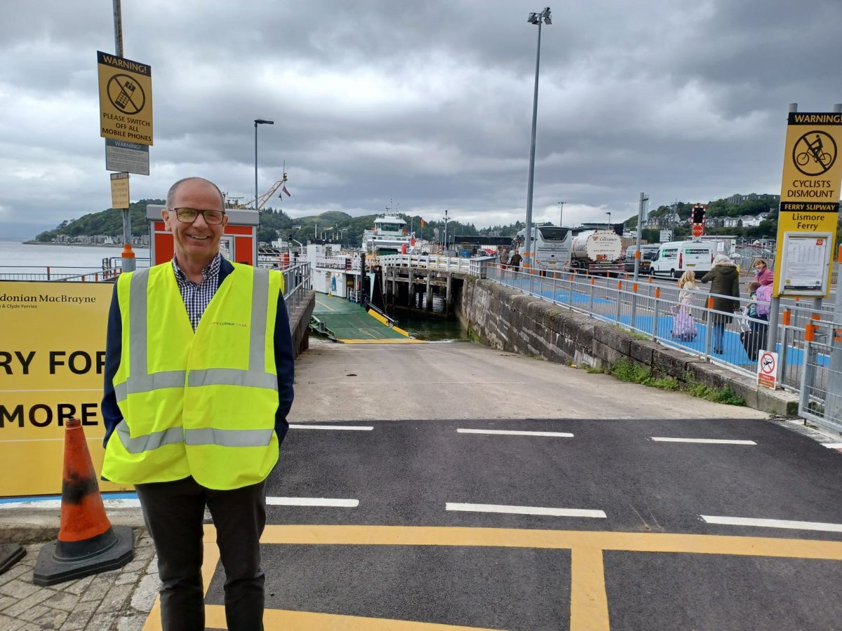 transcotland's tweet photo. Connectivity Minister @JimFairlieLogie  visits #Oban Harbour and meets @CalMacFerries  staff ahead of engagement on #Mull. https://t.co/T6JaV3Gabs
