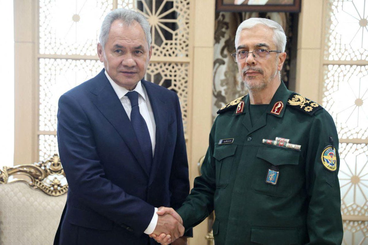 Nohybaj's tweet photo. Prípravy na vojnu s Izraelom vrcholia. Irán už dostáva od Ruska systémy protivzdušnej obrany.
#nohybaj #iran #pvo #deal #noviny.  https://t.co/ezDSMxxbFM https://t.co/t1M4QlACUB