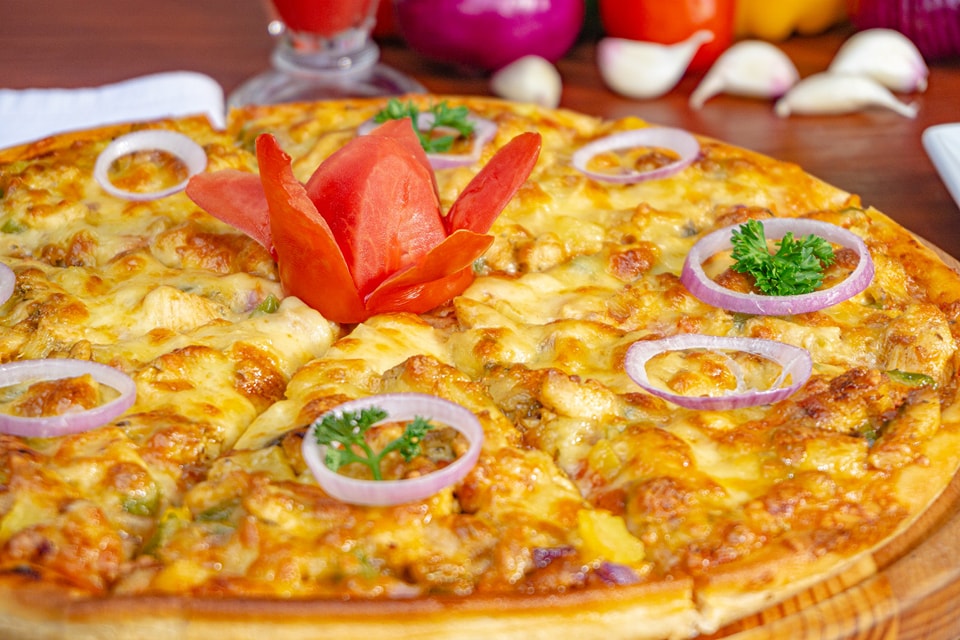 NoorsUg's tweet photo. Don't forget to place in your order this Thursday, Buy one and get one free ...orders and deliveries are available https://t.co/n5DJLhpWUF