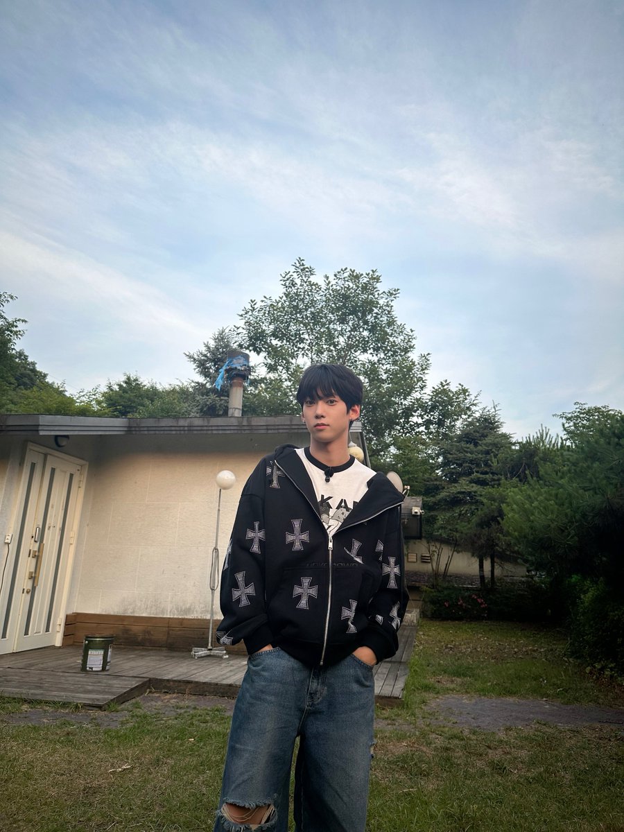 앰퍼샌드원 (AMPERS&ONE) tweet media