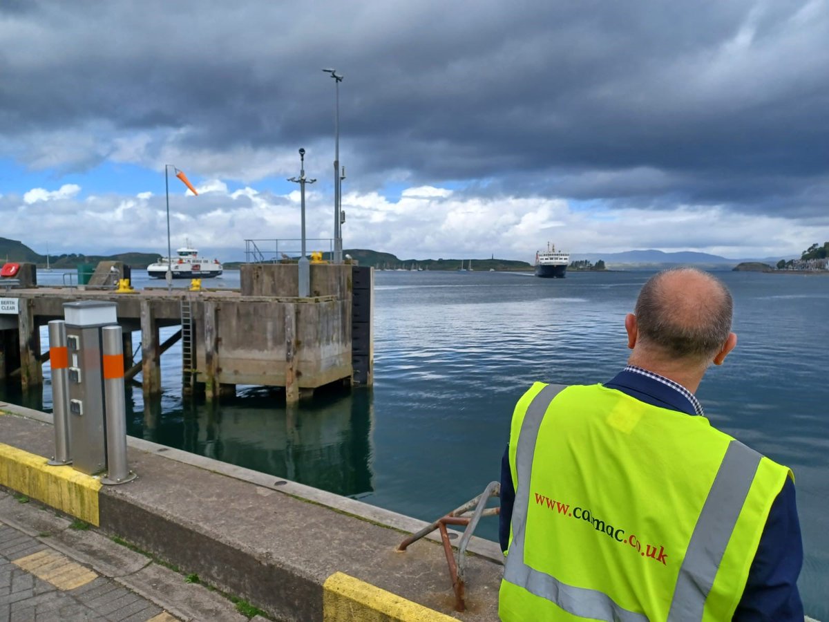transcotland's tweet photo. Connectivity Minister @JimFairlieLogie  visits #Oban Harbour and meets @CalMacFerries  staff ahead of engagement on #Mull. https://t.co/T6JaV3Gabs