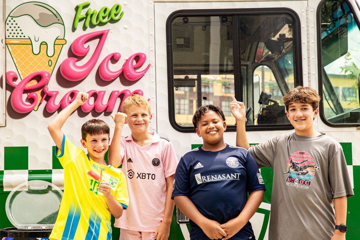 Atlanta come get some FREE ice cream! We’ll be serving up Topgolf Atlanta Midtown from 12-2pm and Topgolf Alpharetta from 3-5pm today!
