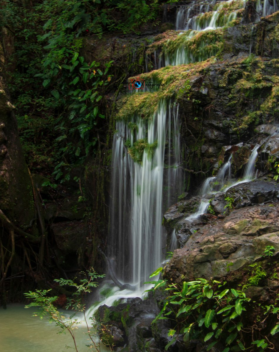 La naturaleza es espectacular y nos brinda estas maravillas!! #Naturaleza #Cascadas #Alláondeuno #Penonomé