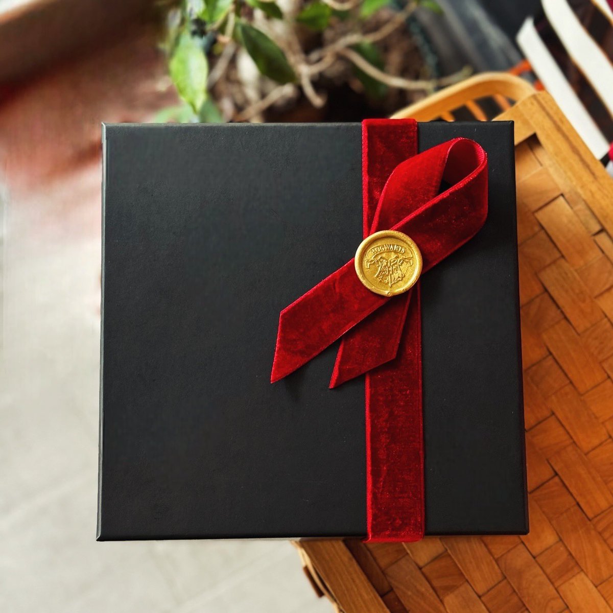 Harry Potter hayranı bir genç kız için daha iyi bir hediye düşünemiyoruz😍
Yalnızca paketledik fakat bayıldık😍