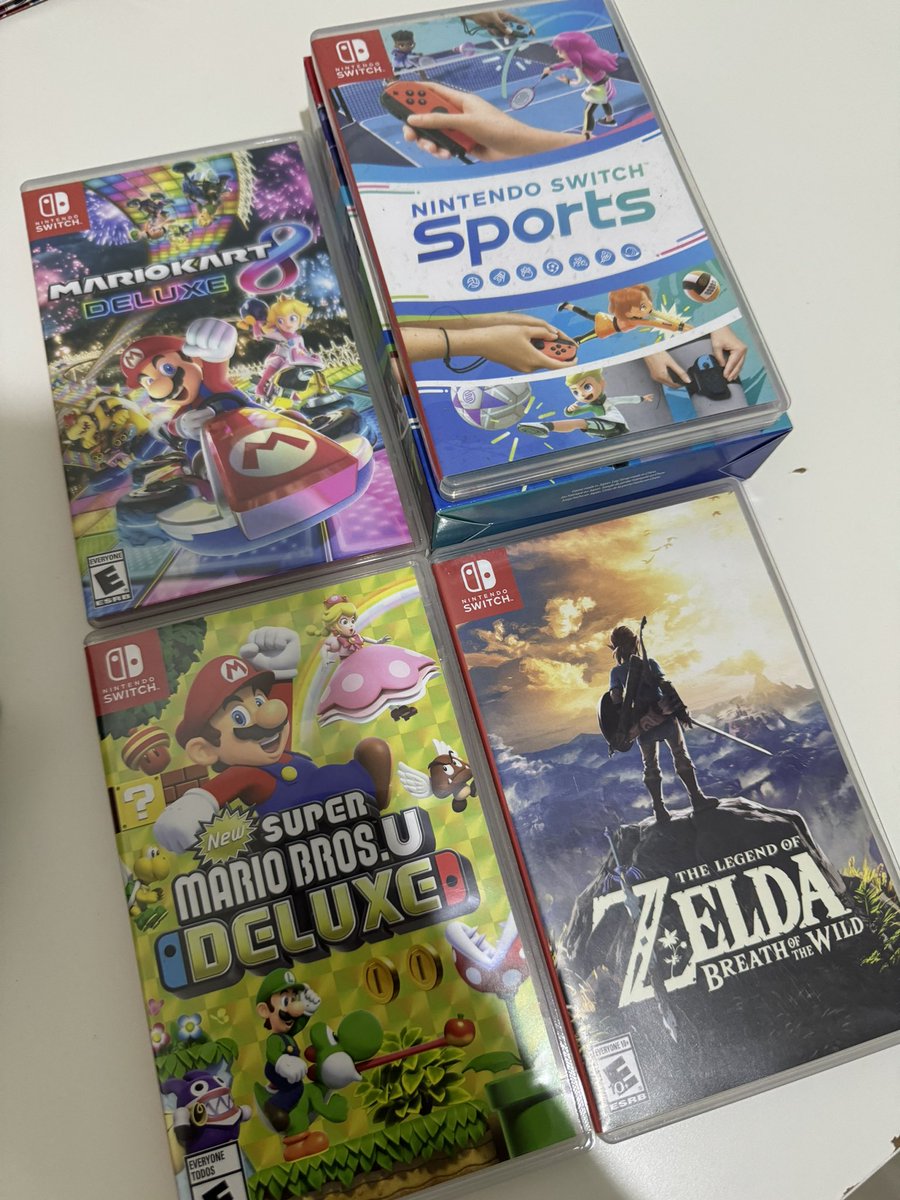 _kattenold's tweet photo. wts nintendo switch oled, details bisa dm aja #wts #nintendoswitch #jkt https://t.co/QPUkKYkrz0