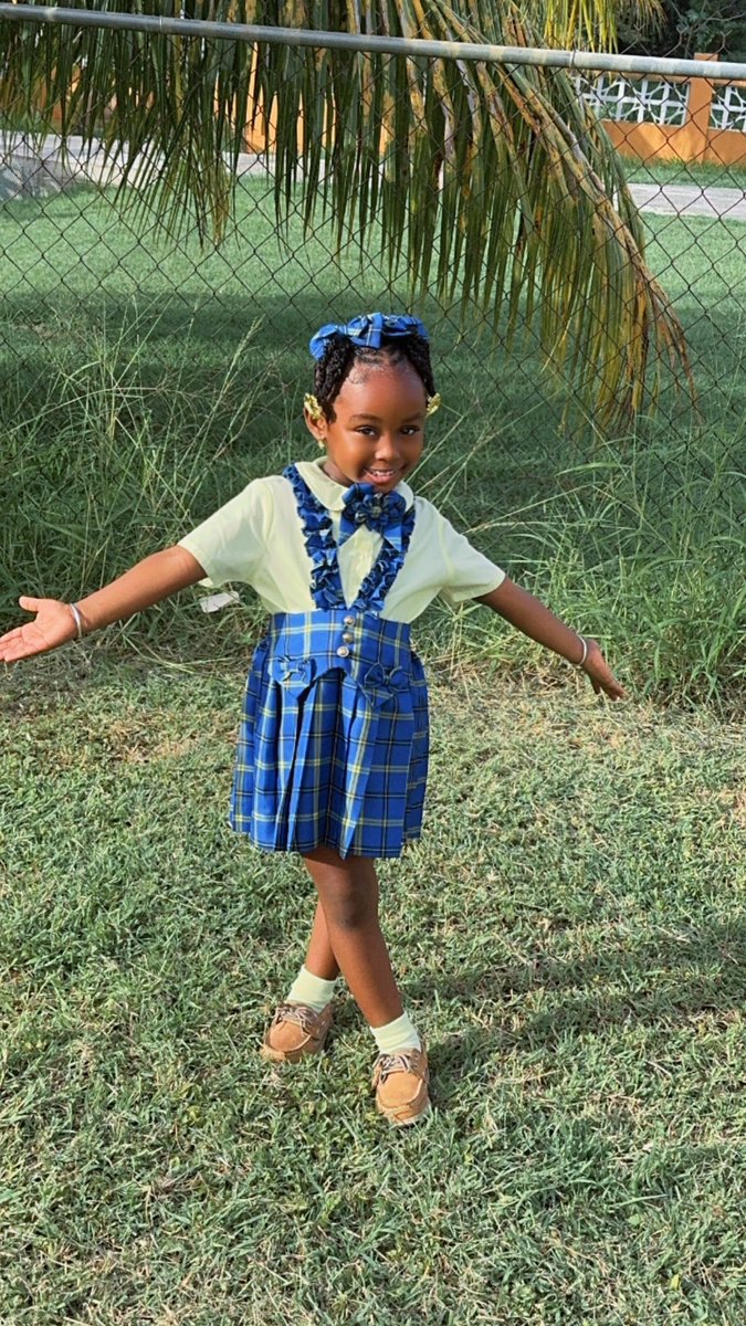 yourdarknicole's tweet photo. Making the world a cuter place, one school day at a time. ππ Itβs our baby first and last day of Preschool K-4 @ #WMGAπ₯ΉππΌπβοΈππ©·π
I hope your first day of school is as bright and wonderful as you areβ¦mommy and daddyβs favorite girl! π₯°π https://t.co/9gCuYgY8wk