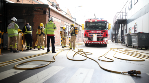Audlem Fire Station (@audlemfire) on Twitter photo TRAINING: 03/08/24, 14:00, Audlem Firefighters, in conjunction with the Bentley First Response Team, carried our an emergency training exercise in the Bentley build hall, designed to simulate real-life scenarios to help both teams refine skills and response strategies <a href="/AudlemFire/">Audlem Fire Station</a> TRAINING: 03/08/24, 14:00, Audlem Firefighters, in conjunction with the Bentley First Response Team, carried our an emergency training exercise in the Bentley build hall, designed to simulate real-life scenarios to help both teams refine skills and response strategies <a href="/AudlemFire/">Audlem Fire Station</a>