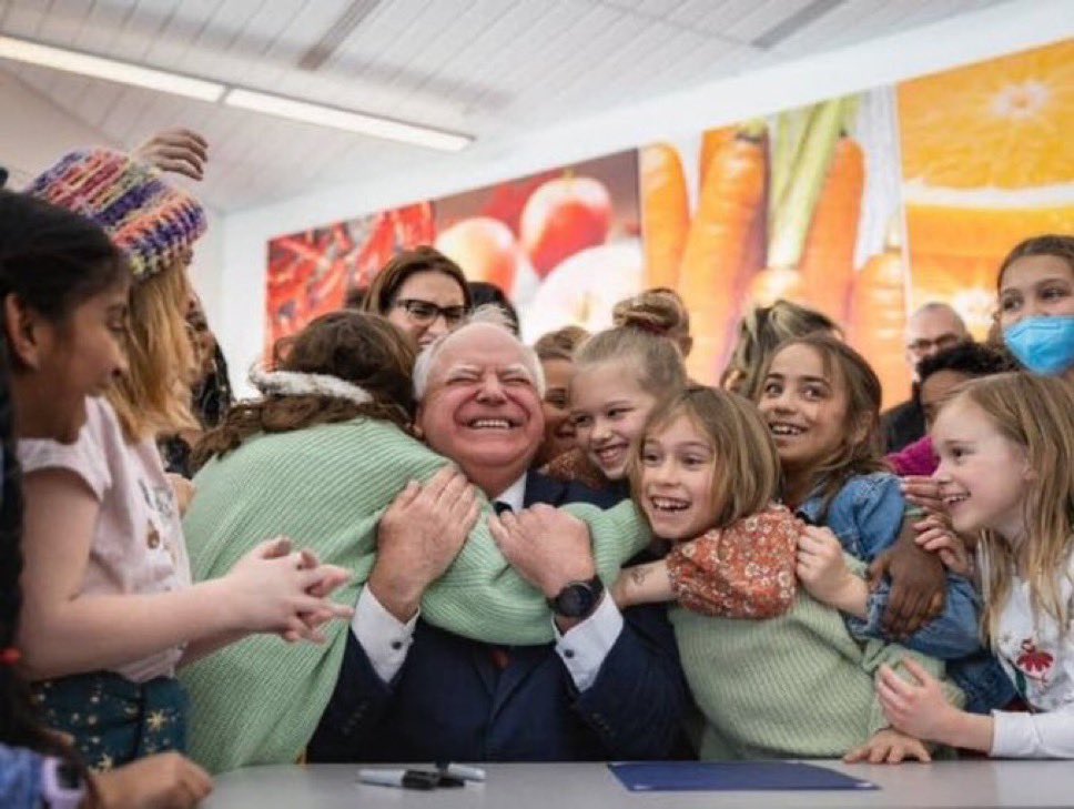 AnnieAndrewsMD's tweet photo. Them: What’s a “Kids First” candidate?
Me:⬇️ https://t.co/9cTBPOjJv7