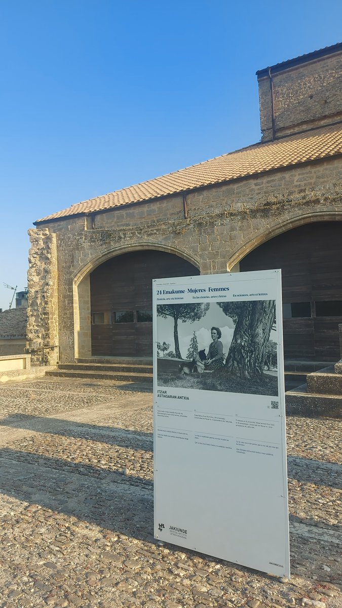 jakiunde's tweet photo. Curso de verano de Ujué de la @UNavarra , del 9 al 12 de agosto.

Domingo tarde, coloquio con cuatro protagonistas de la expo "24 Mujeres" con fotografías y vídeos de @marinapbur  

@alonso_nora , Mariasun Landa @malan49 , Mª Teresa Tellería y Maite Apezteguía @Apezteguia_Arch https://t.co/ZFYCP07iGv
