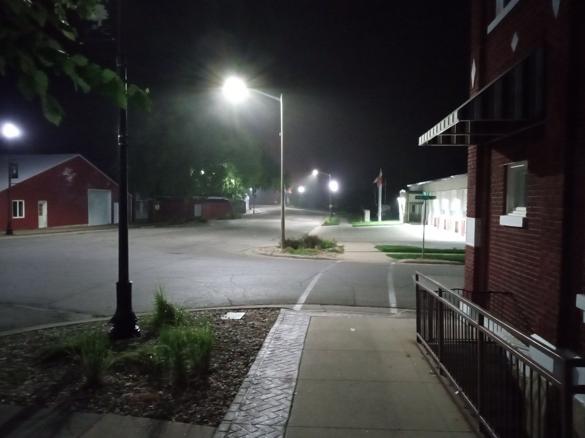 OhmsLaw78's tweet photo. Took 2 walks this morning. 4 AM &amp; 7 AM for a total of 5.42 miles! it was misty and windy nice and cool. 62F Also notice the gullible Trumpers are coming out of the woodwork with their signs 🤣.  #Iowa #Walking #IowaLife #IowaOutdoors #AroundIowa https://t.co/qFwIZEX3hH