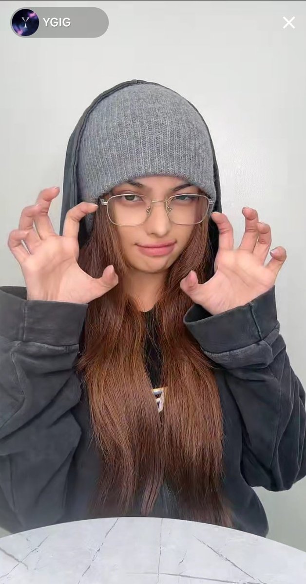 itserikarose77's tweet photo. ALEXEI with RAWR POSE uwuw

Happy birthday once again bebe gurl 🥺😘 Thank u SA PAG live we enjoy sa imong live 😂🥰 Gihigugma Tika saur much🥰 

ALEXEI BRATZ-TASTIC BDAY 
#BratzingALEXEIDay 
#CourageousALEXEIDay 
#YGIGAlexei @ygig_official https://t.co/E7utb41BA5