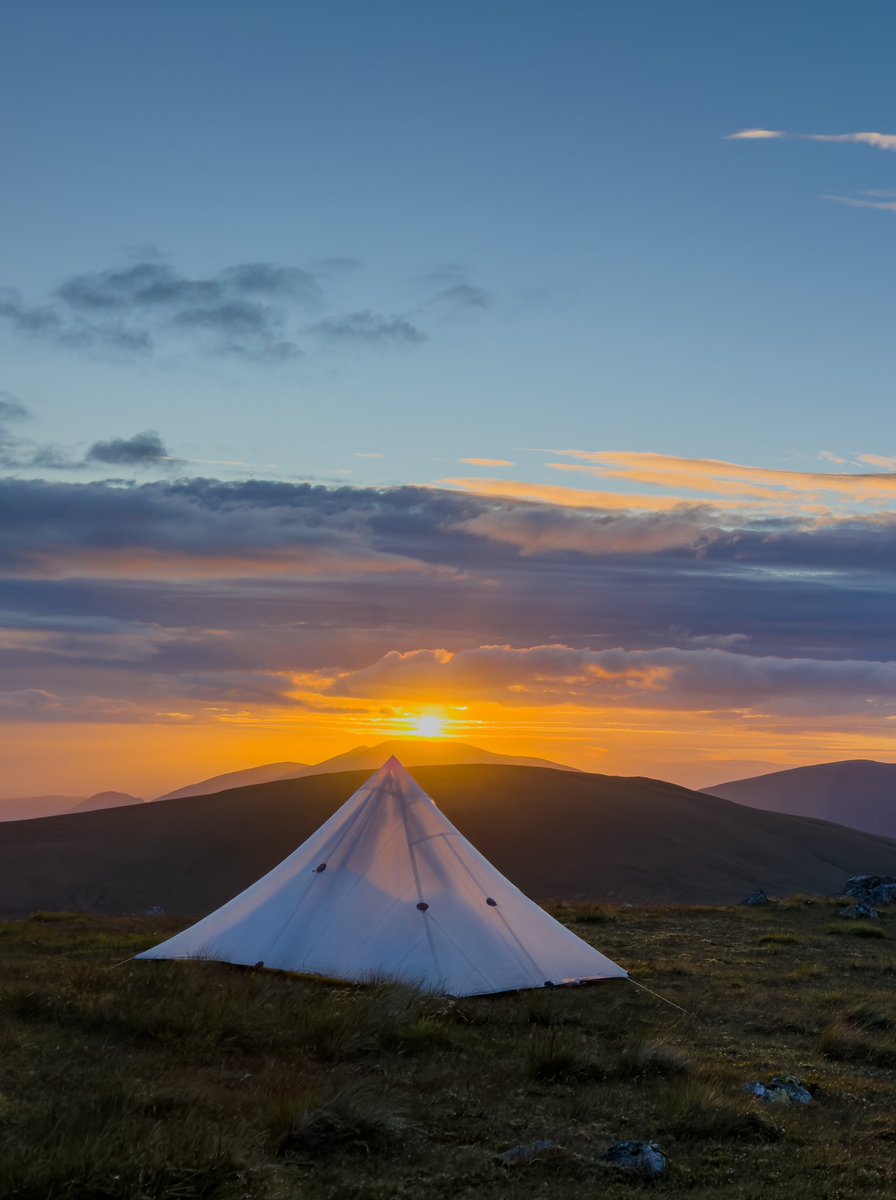 "Always worth the wait ☀️😌 Sunset behind Skiddaw #LakeDistrict" - Always worth the wait ☀️😌 Sunset behind Skiddaw #LakeDistrict"

- <a href="/jamiedixon72/">Jamie Dixon 🫎</a>