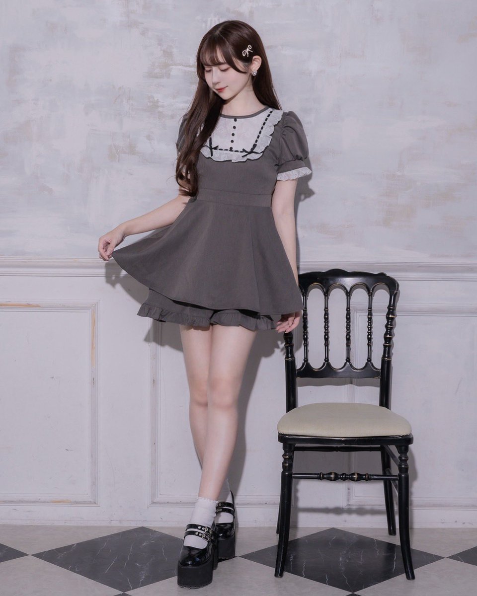pium ピウム レースヨークフリルドーリーセットアップ ブラック Coming soon 🎀／ pium Autumn Collection🐇🕸️ ♡レースヨークフリル