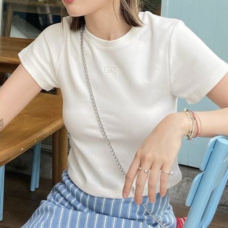 daisy bloom tweet media