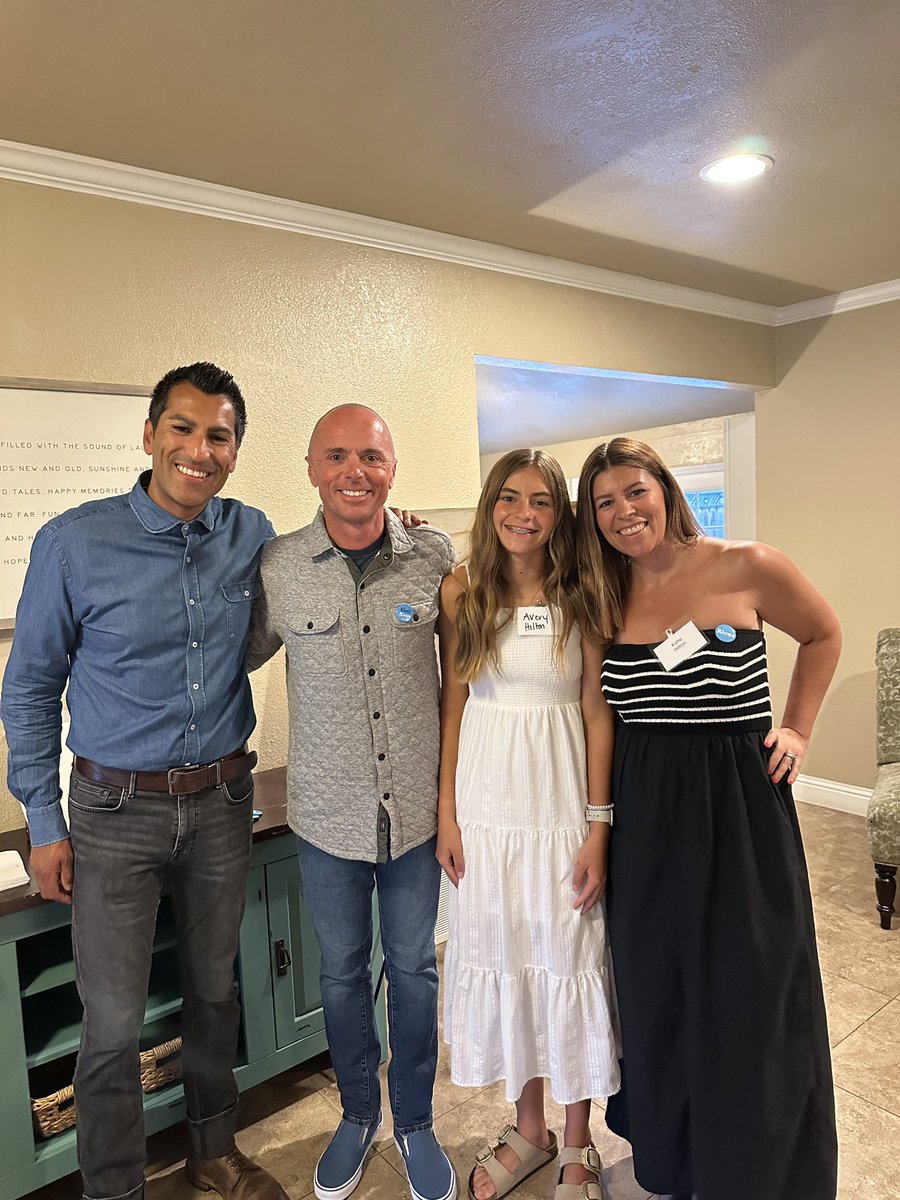 ZachHilton_CA's tweet photo. Thank you to everyone that joined and sponsored the fundraiser in support of Speaker of the Assembly Robert Rivas. These smaller events hosted in private homes are very special and make our electeds feel back at home. #HiltonForCouncil #Gilroy #HiltonForGilroy #GilroyBPAC https://t.co/q6ga12wgIq