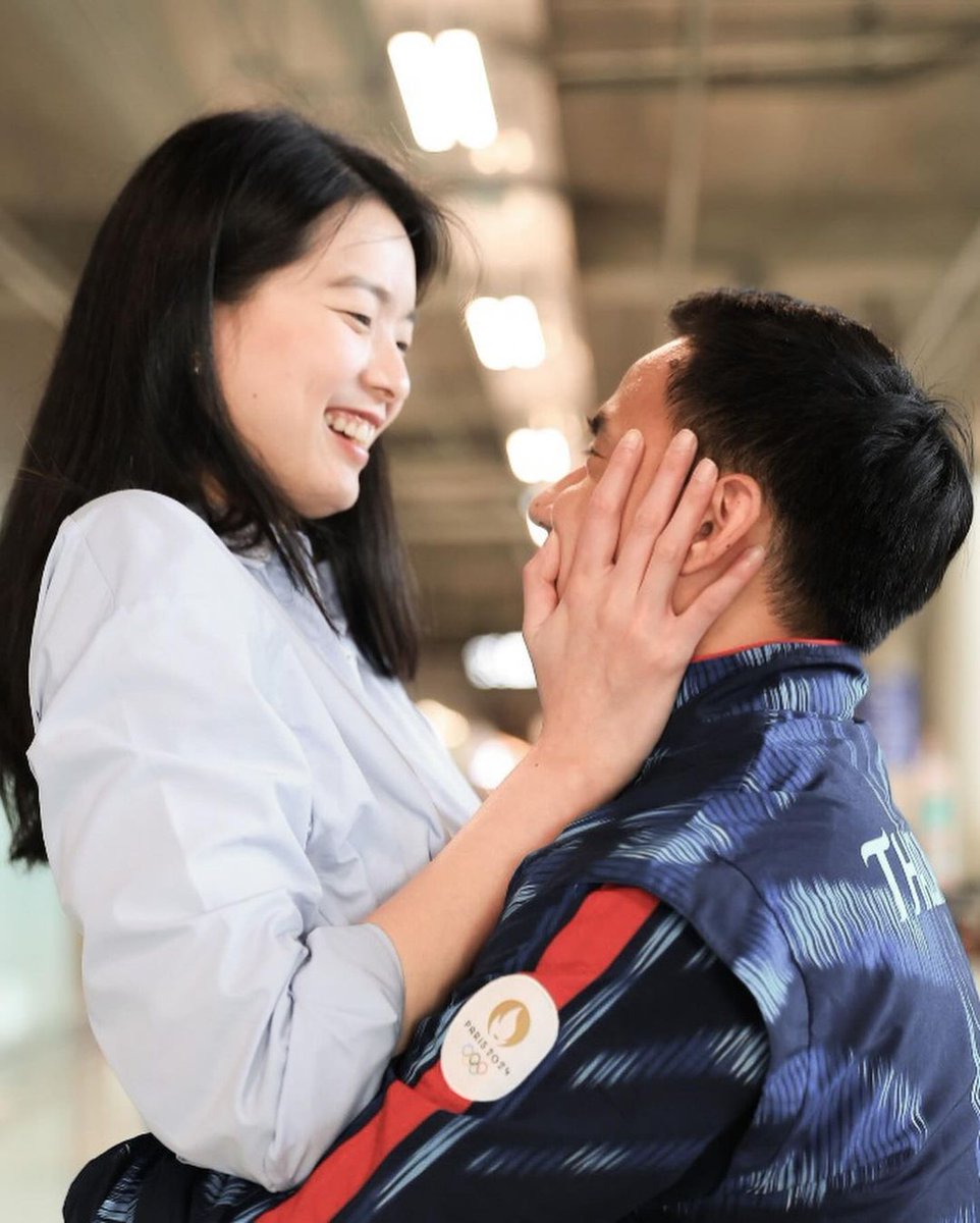 sbtmskn's tweet photo. Bass Earth nyusul Yuchen Yaqiong😭😭😭🥹🥹🥹❤️‍🩹❤️‍🩹❤️‍🩹💍💍💍 https://t.co/zl5SKXsKUX