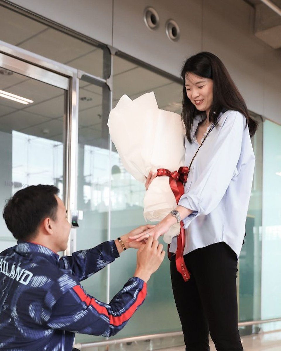 sbtmskn's tweet photo. Bass Earth nyusul Yuchen Yaqiong😭😭😭🥹🥹🥹❤️‍🩹❤️‍🩹❤️‍🩹💍💍💍 https://t.co/zl5SKXsKUX