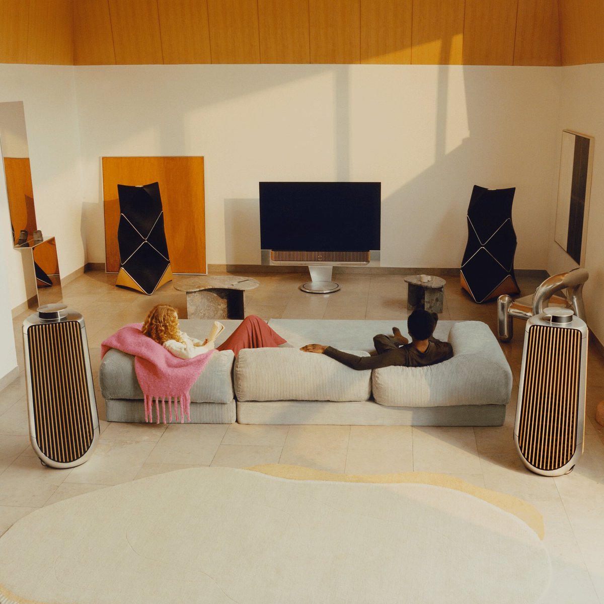 BangOlufsen's tweet photo. Soul stirring sound and audio.
Play your way with Beovision Theatre, Beolab 90 and Beolab 50.
Learn more: https://t.co/QLkfq3kQ5C
#BeovisionTheatre
#Beolab90
#Beolab50
#BangOlufsen https://t.co/xJlIJ0vrGU