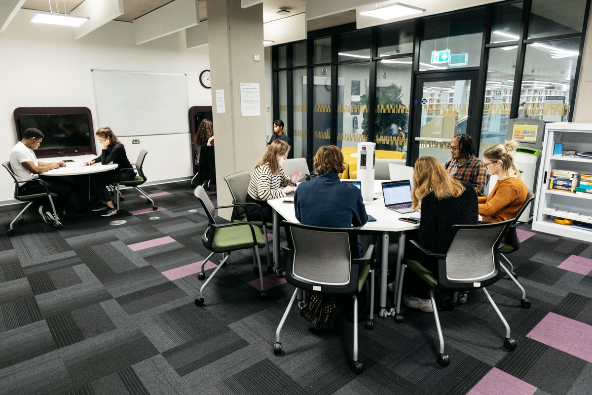Will you be a postgrad <a href="/unibirmingham/">Uni of Birmingham</a> next year? 
Can you help other students with stats or maths? 
Our Maths Support Centre is looking to hire additional postgrad tutors for the Autumn Term. 
To apply complete this online form by 12 August forms.office.com/Pages/Response…
<a href="/eps_unibham/">College of Engineering & Physical Sciences</a>