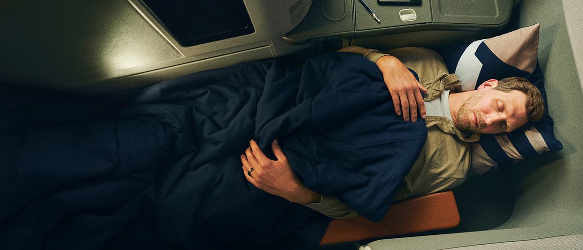 lufthansaNews's tweet image. Superstar Dirk Nowitzki @swish41  will be working with @lufthansa in the future 🤝✈️🏀. The NBA basketball legend is the face of the new Lufthansa campaign in which Allegris, the new Lufthansa cabin, is presented. More info: newsroom.lufthansagroup.com/en/superstar-d…