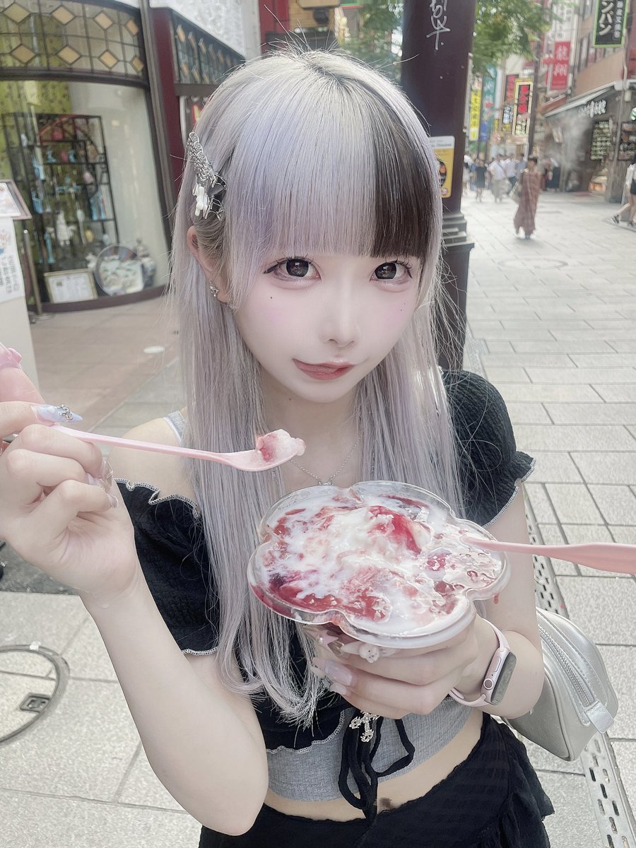 Post by 雲丹うに【Mirror,Mirror】 on X: 食べ比べする？