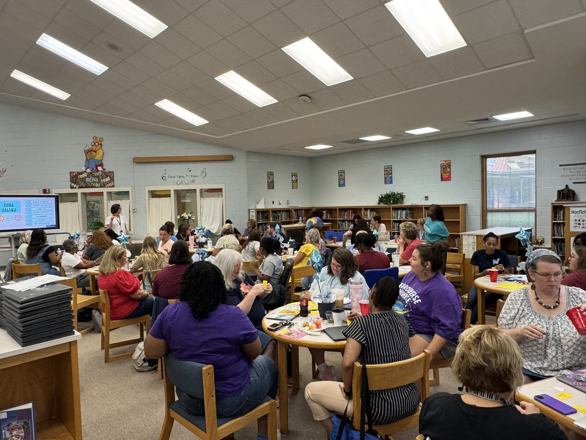 Jason Parker (@_parkerjl) on Twitter photo Great staff meeting this morning at Washington! They are discussing how our frame of mind impacts our perspective. Excellent reminder for the beginning of a new school year. .<a href="/CleveCoSchools/">ClevelandCountySchs</a> Great staff meeting this morning at Washington! They are discussing how our frame of mind impacts our perspective. Excellent reminder for the beginning of a new school year. .<a href="/CleveCoSchools/">ClevelandCountySchs</a>