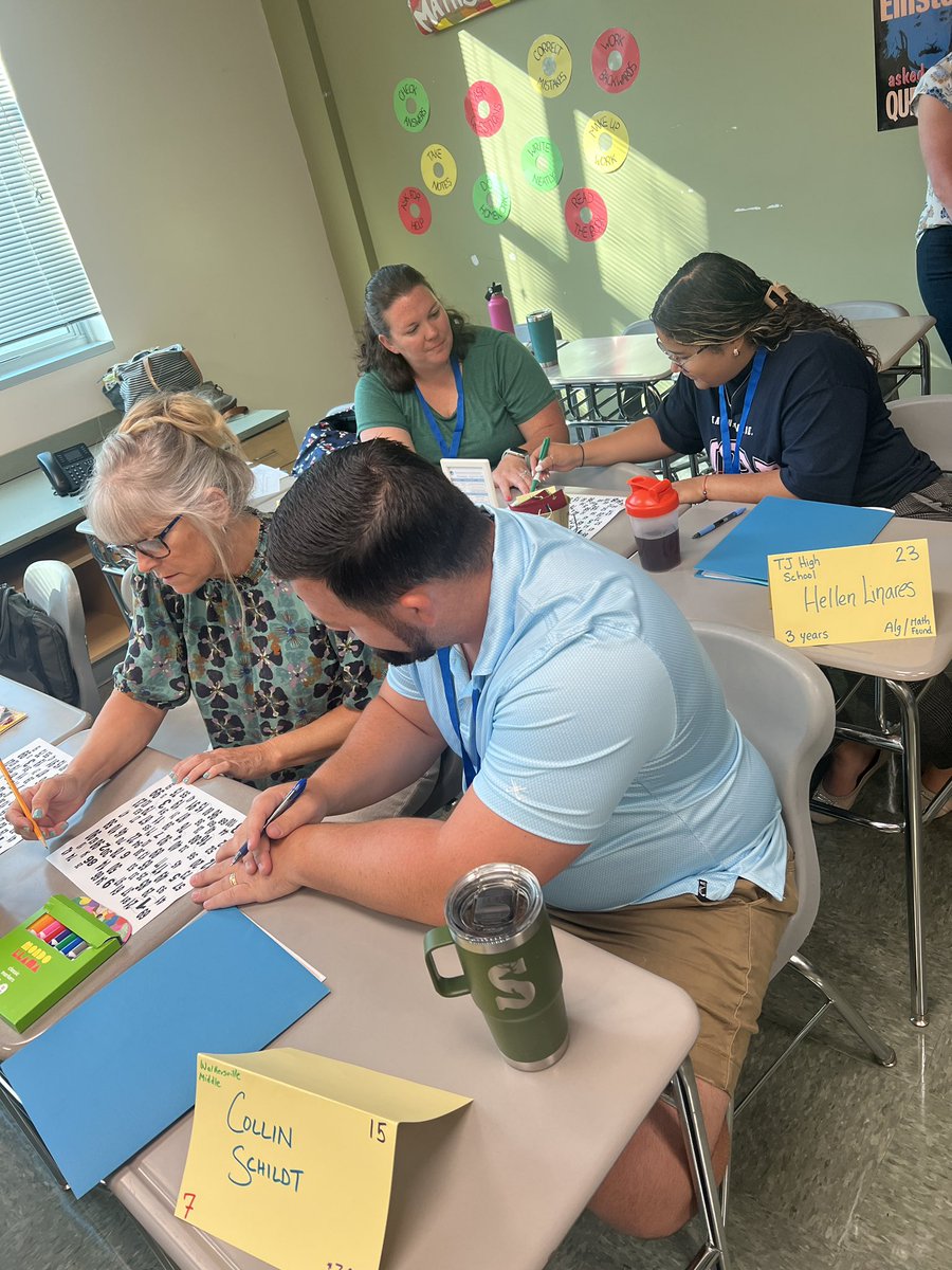 Hannah Hale tweet media