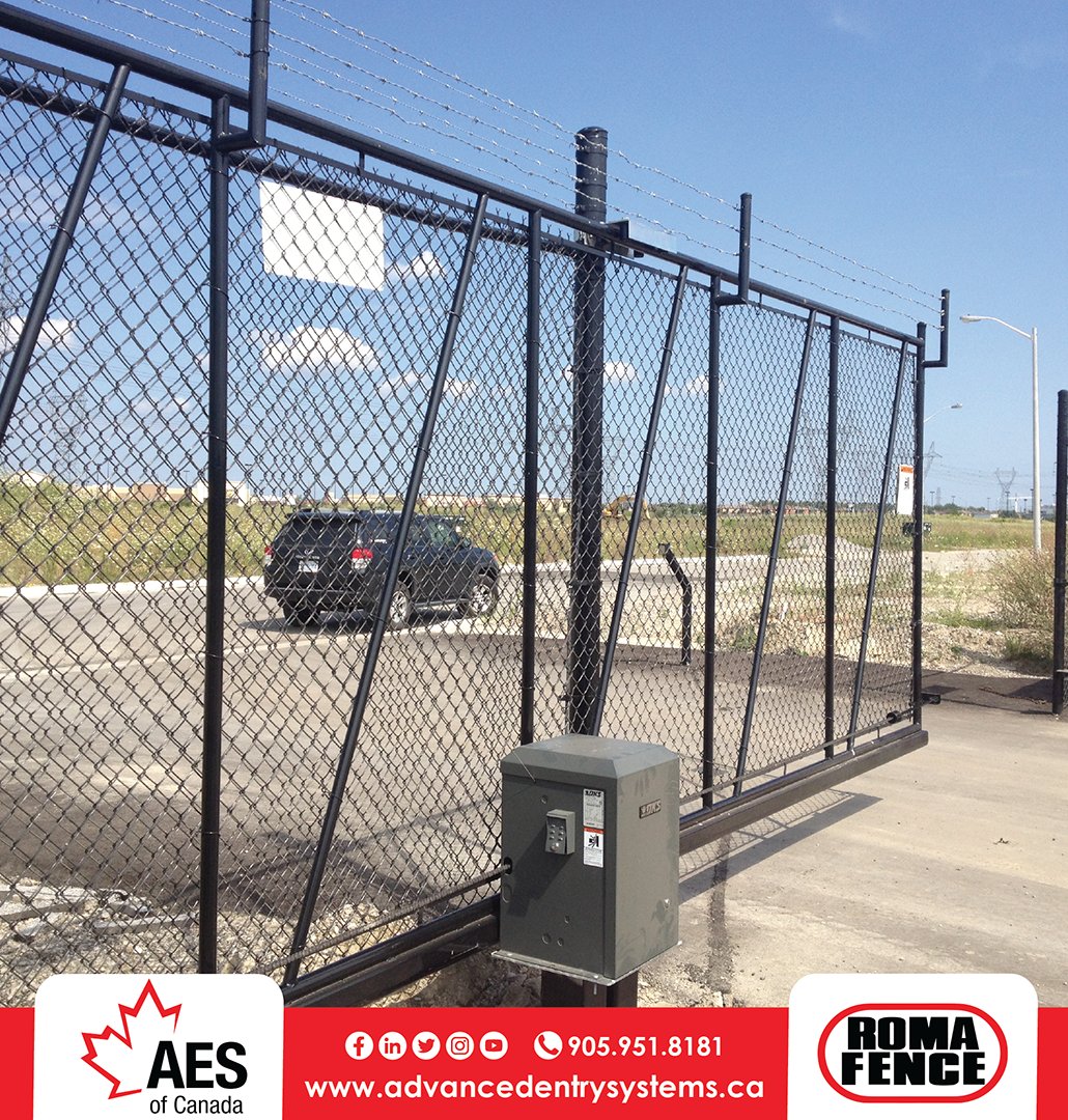 RomaFence's tweet image. Let your gate do the work! Automate your gate today! 🛠️ #romafence #slidegate #automation