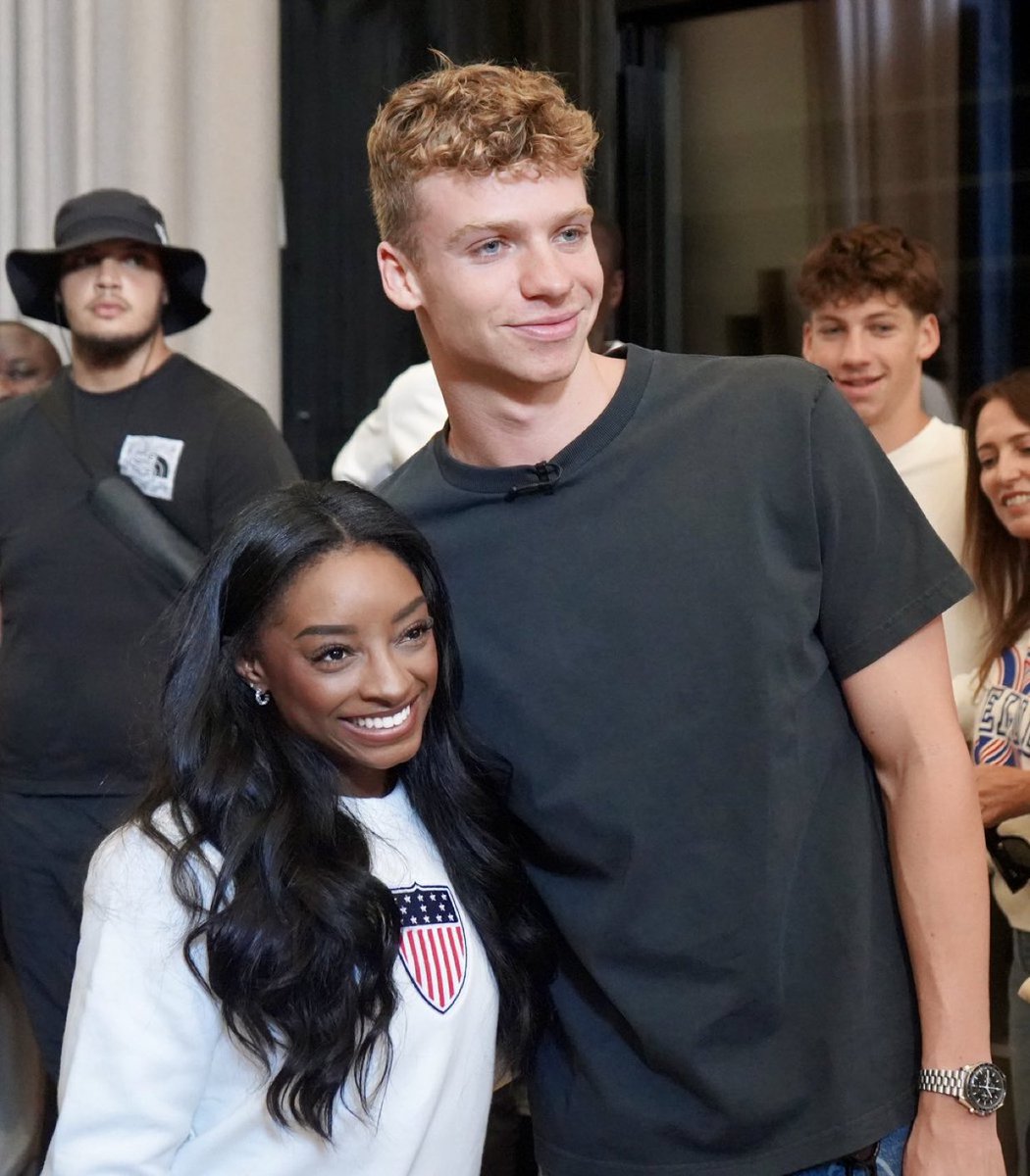 🇫🇷 Léon Marchand x Simone Biles 👑

Duo de légendes.

#Paris2024