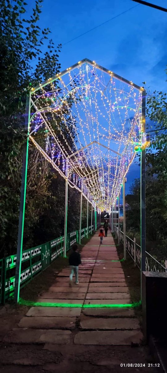 Хөдөөд ч гэсэн сайхан амьдармаар л байна ш дээ