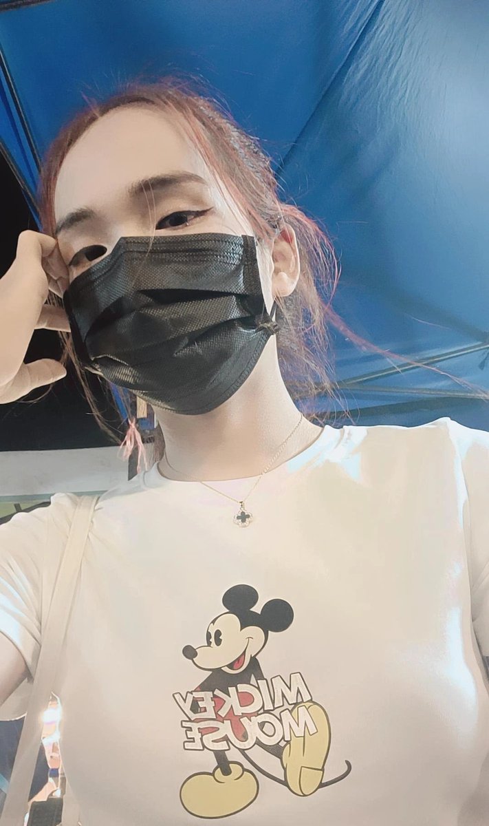 SMay63954389's tweet photo. อยู่ที่เดิม แค่เดินคนเดียว🎈 #หัวหินแพไม้ https://t.co/PJeApEcKpB