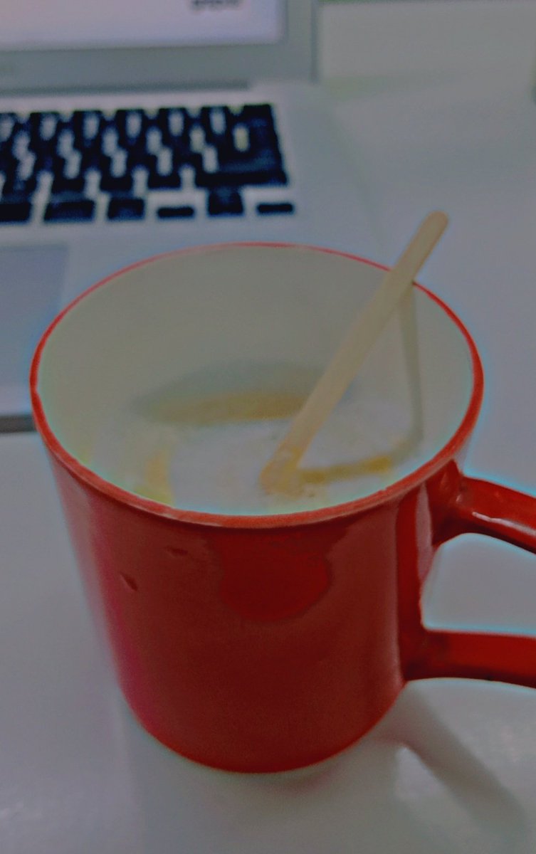 Manny_Editzzz's tweet photo. Tuesday feels like Monday 💀💻...

#WorkShit
#CorporateLife https://t.co/s4iXFbAIZz