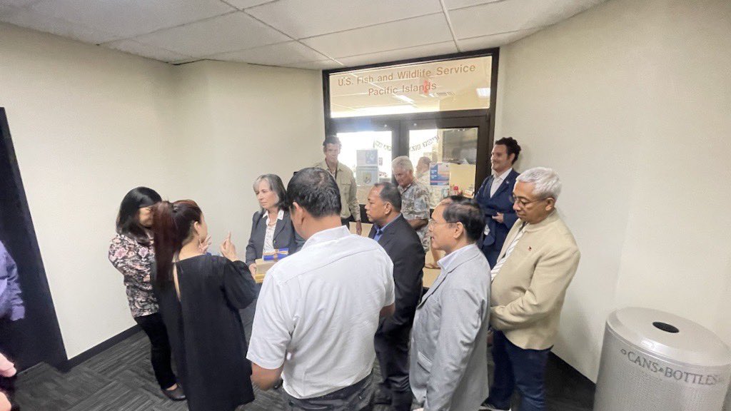 AsstSecCantor's tweet image. Had an incredible experience meeting study tour participants from the Philippines! It was a fantastic opportunity to share best practices and discuss how we build environmental law enforcement capacity in large-scale Marine Protected Area management.