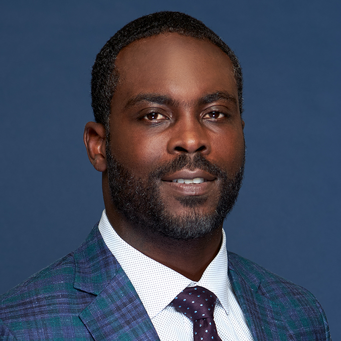 fitdaddy_scott's tweet photo. What are the first words that you think of when you hear the name Michael Vick ?