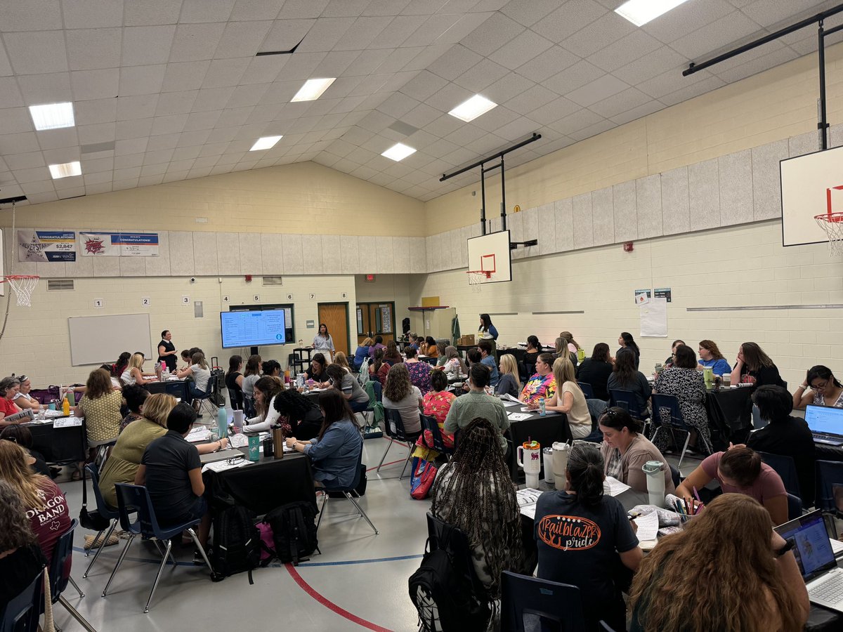 RRISDPK's tweet image. PK Job Alike is underway! Welcome back PK3 and PK4 teachers! We are excited to work alongside side almost NINETY early childhood educators this year! #ItStartsWithUs @RoundRockISD @BaldwinEduLife @tshanahan5