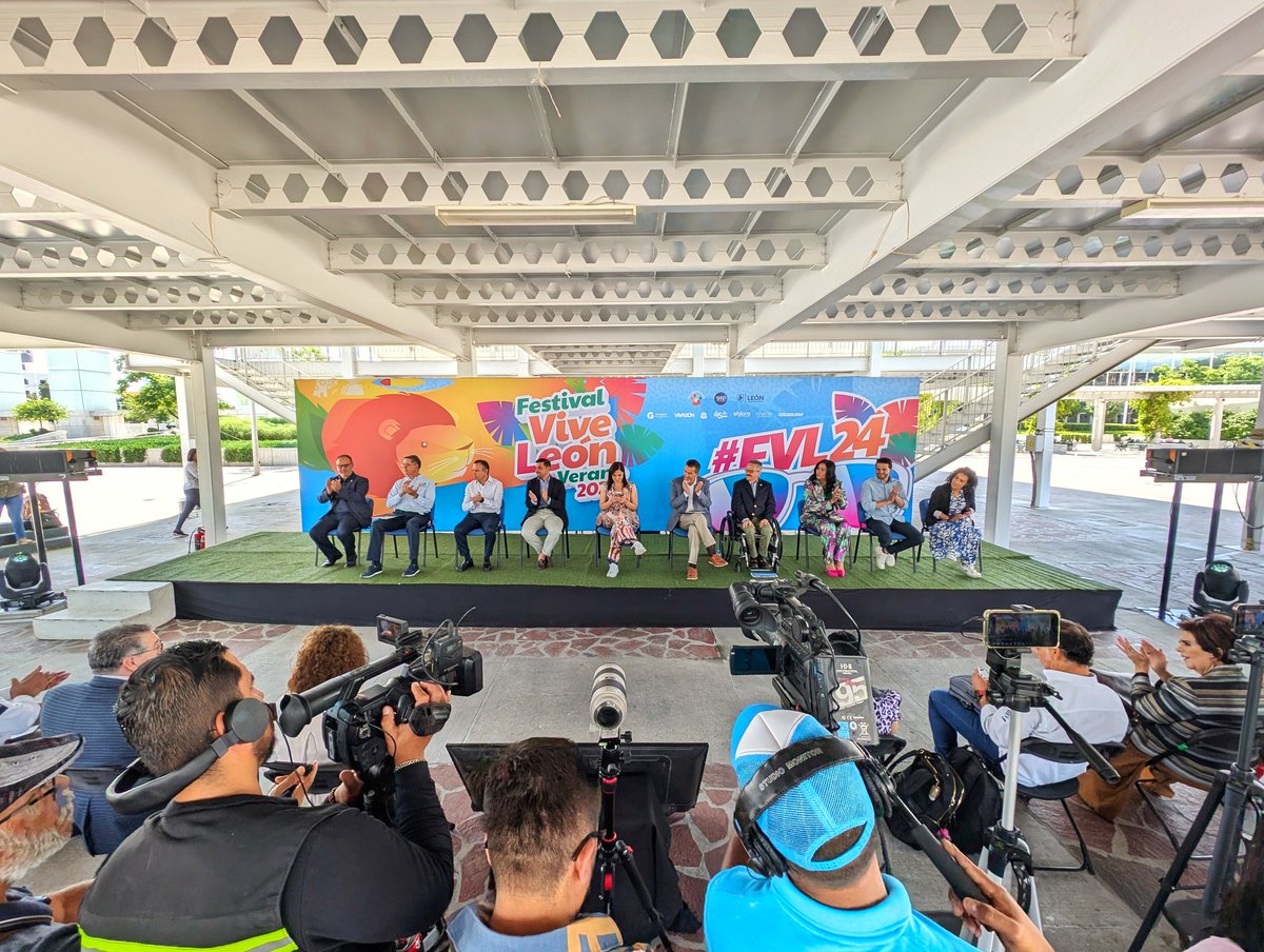 ForumCultural's tweet photo. Esta mañana nos encontramos en la Rueda de Prensa: Resultados Preliminares ‘Festival Vive León Verano 2024’ #FVL24 compartiendo detalles de la participación de nuestros espacios.
@poliforumleon @ExploraLeon @FeriaDeLeon @mahg_mx @TeatrodelB @turismo_leon @SECTURGTO https://t.co/mvWw5sNCFc