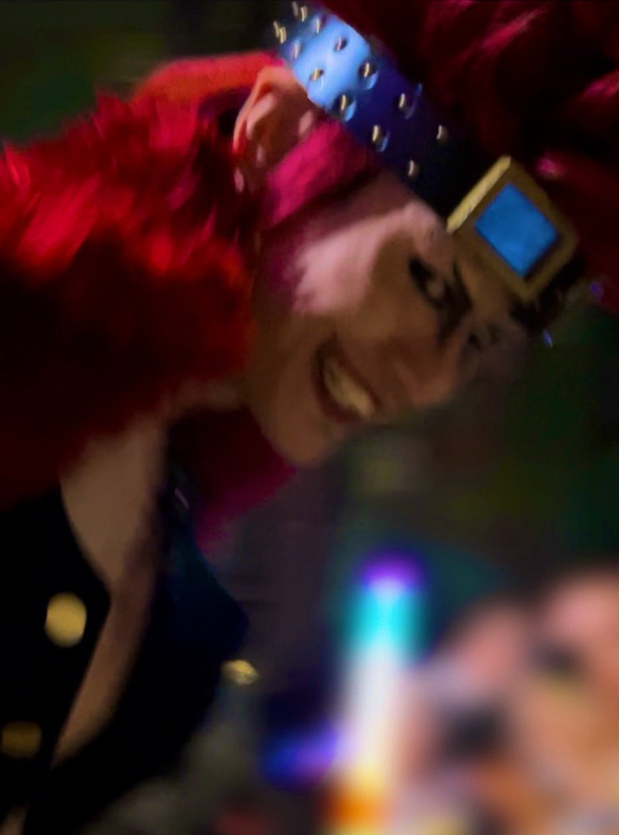 わっるい笑顔見せてくれて一瞬心臓止まった。