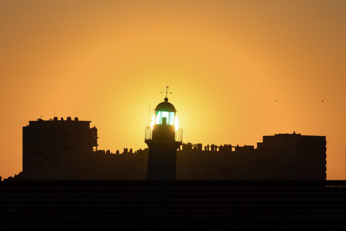 The green lighthouse at sunrise in Les Sables d'Olonne, France.

#sunrise #lighthouse #phare #green #LesSablesdOlonne #Vendée #France