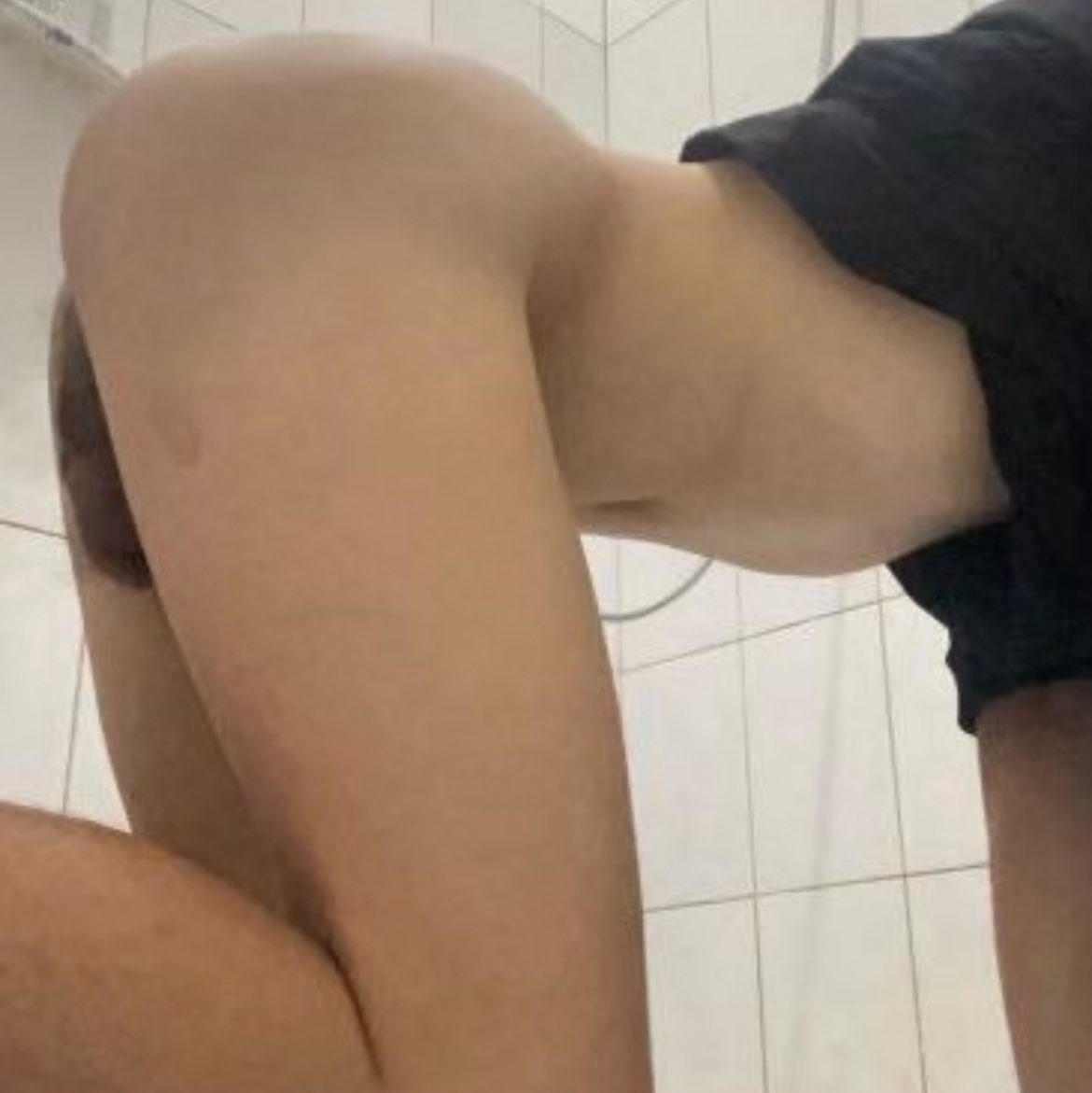 Ben100069's tweet photo. 🍆？ https://t.co/ib0uhA1VIW