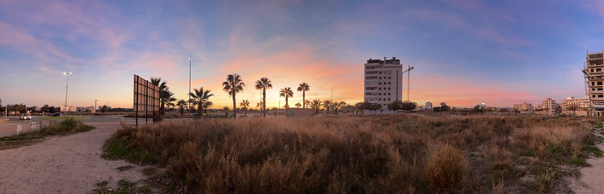 ShenYies's tweet photo. Atardecer #ElCampello #ElCampelloSonríe @CampelloTurismo https://t.co/4QzGwex9JY