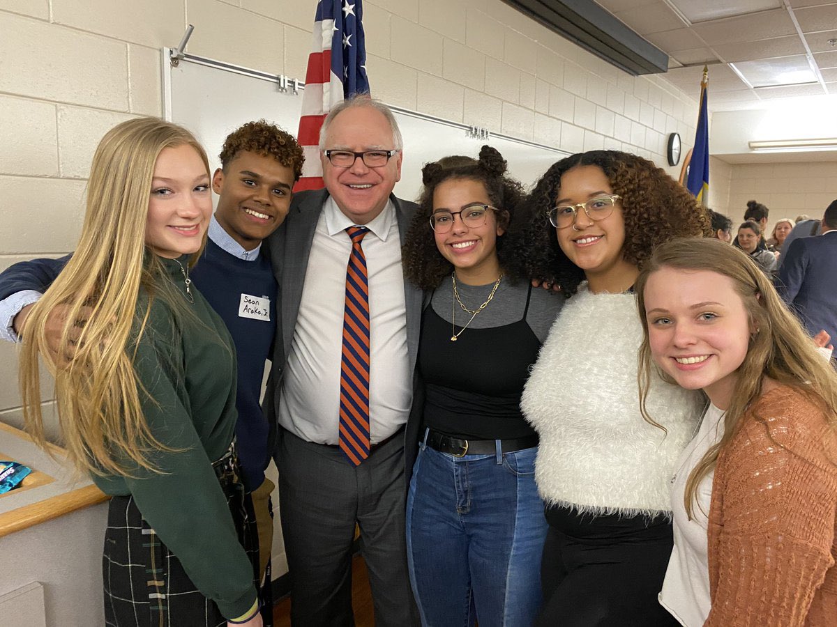 Tim Walz. Former public school teacher! ❤️