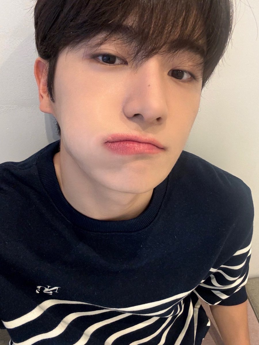 LEEHYUN7AE's tweet photo. my bby ☹️🫶🏻 https://t.co/NgbUtP26uG