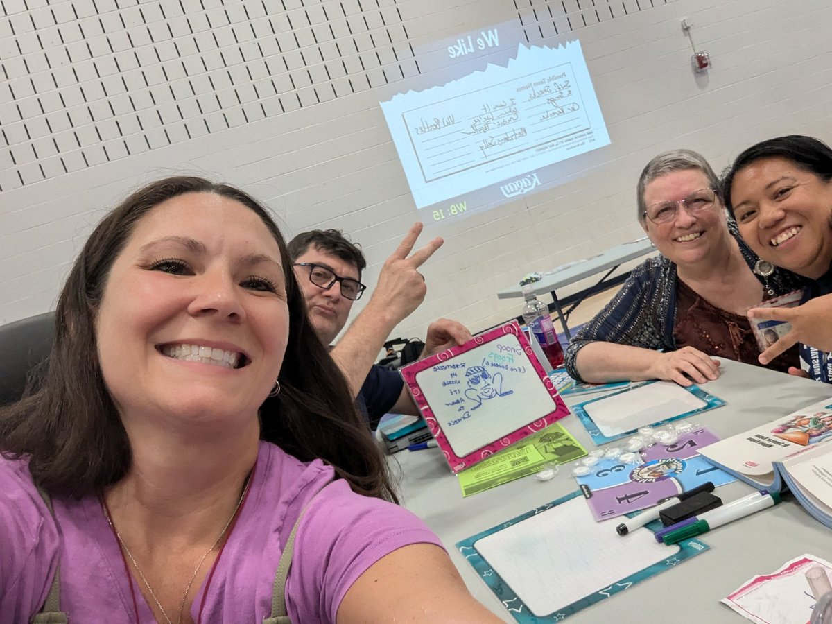 ITTS_MetzMS's tweet photo. @MetzMiddle1 Snoop Froggs...Ribbitizzle Teachadizle https://t.co/aP0dpy5N9x