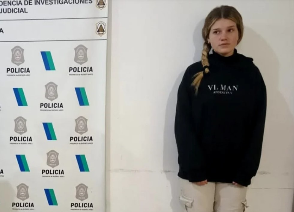 Vía Szeta tweet media