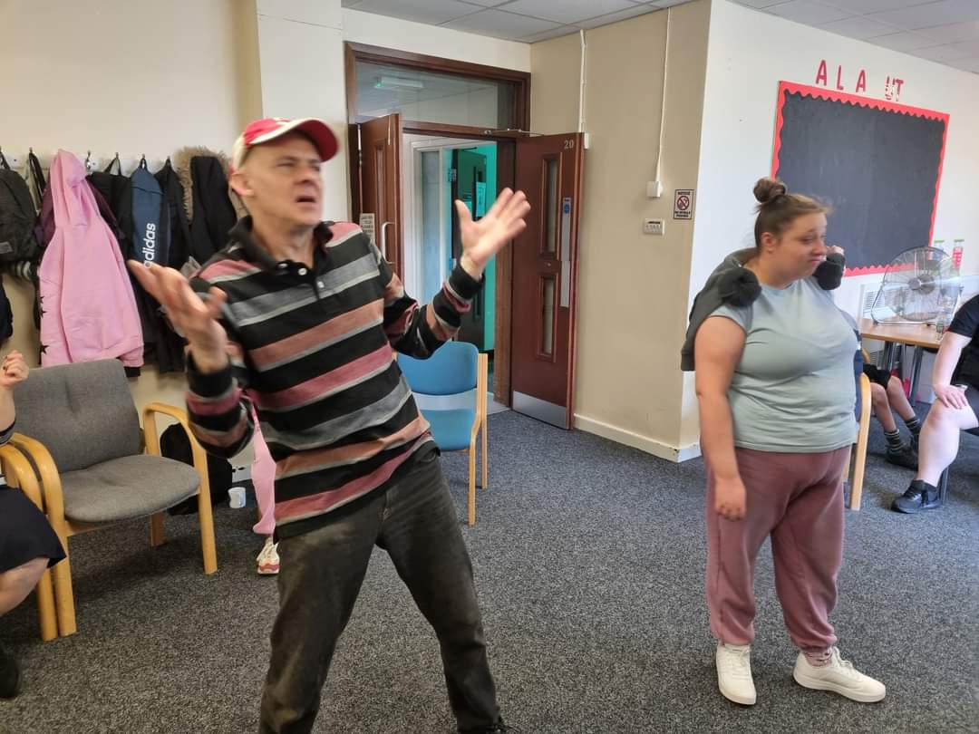1_forget's tweet photo. ๐ค Sharpening performance skills like vocal projection, spatial awareness, and non-verbal communication for #TimeMachineChronicles, developed with @RCTCouncil #LearningCurve thanks to funding from @celfcymruarts & @TNLUK! #PerformanceSkills #WelshCulture https://t.co/iIiagkYWhV