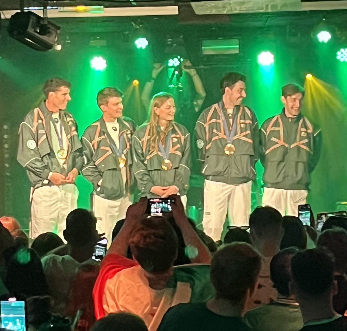 JimMcCabeFM's tweet image. A bit of the story so far . . . #GoldenGlory @radionova100 with @missquoteie @pjgallagher @ClintDrieberg #TeamIreland #Paris2024