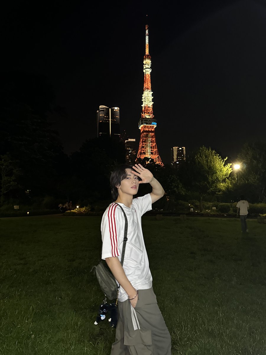 82Message's tweet photo. [#석쭌이]
🗼🇯🇵🔥

#82MAJOR #82메이저 #에투메
#박석준 #PARKSEOKJOON https://t.co/uraecfMmeT