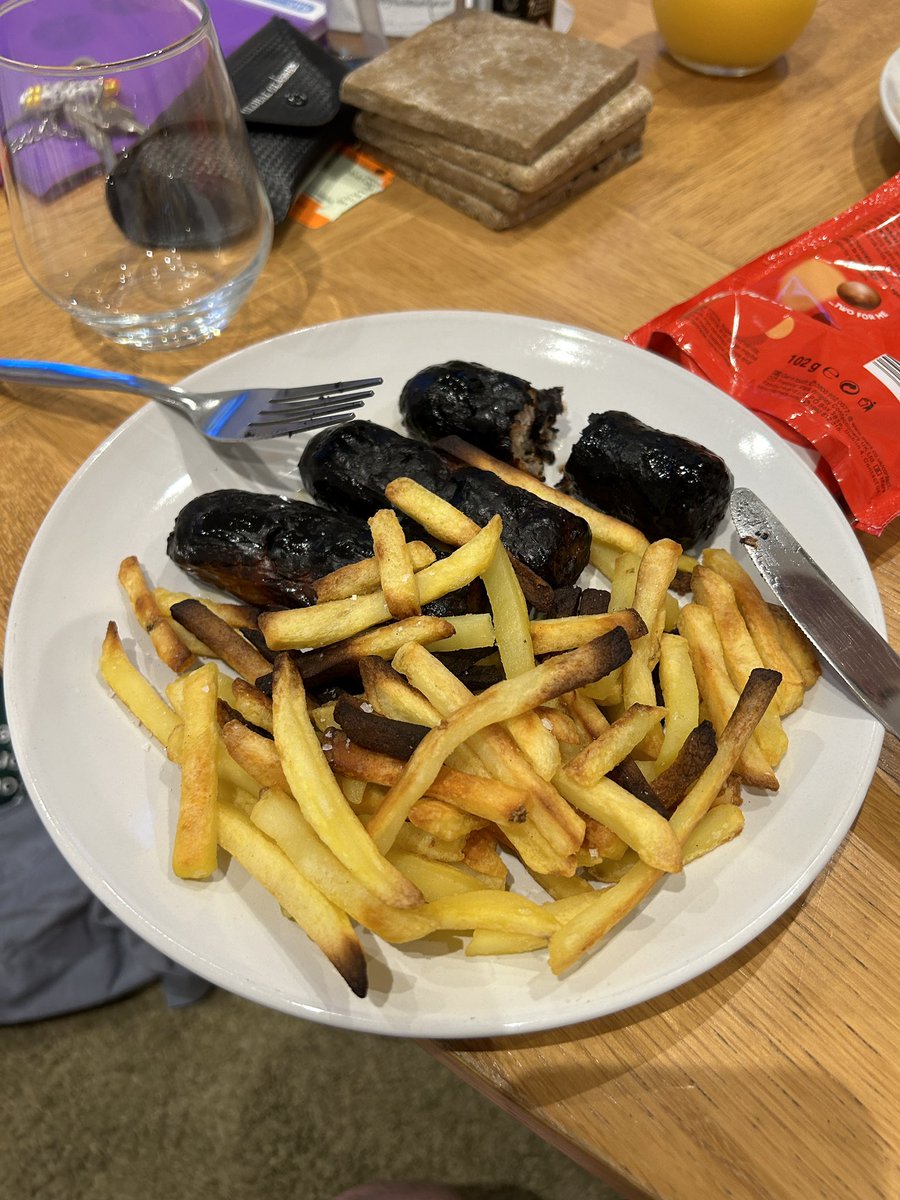 Vesi (Billy) tweet media